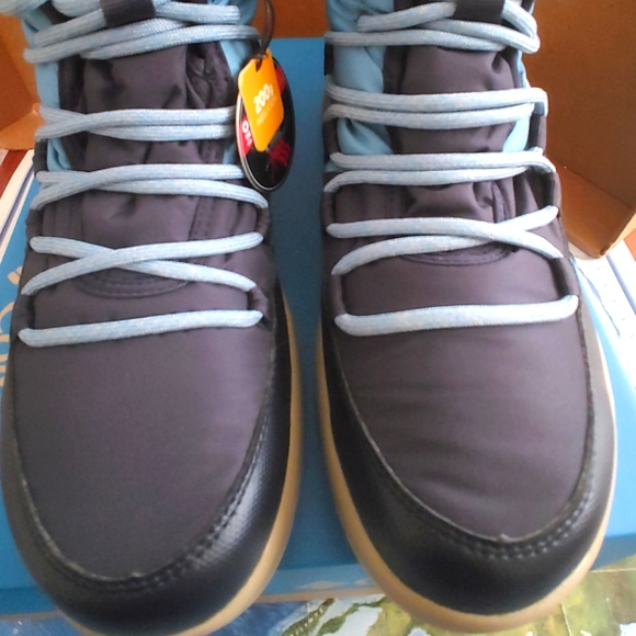 COPY - Women's Boots - Picture 5 of 6